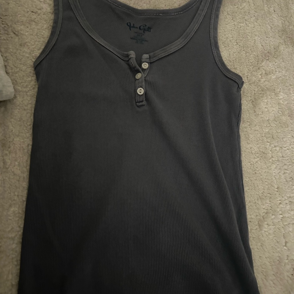 Women’s 2000s Henley Tank Top